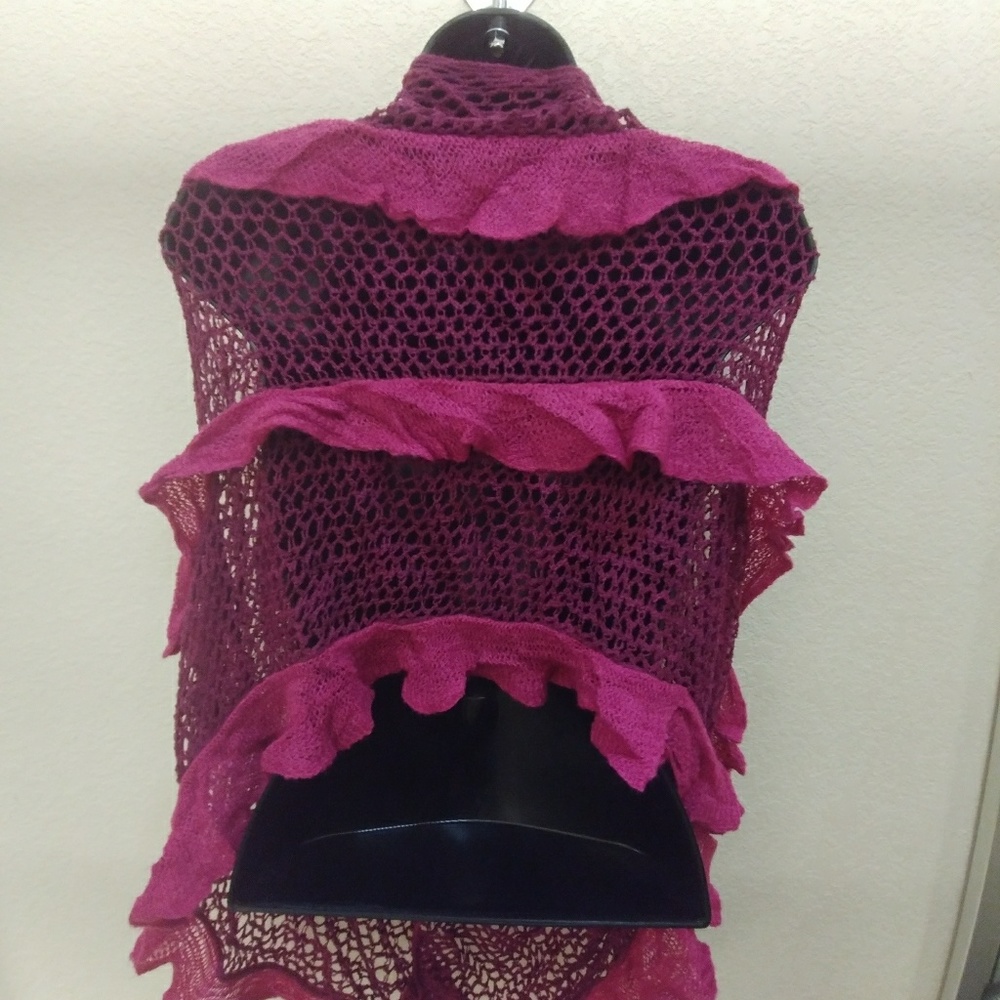 Crocheted Two Toned Ruffled Infinity Scarf - Picture 2 of 3
